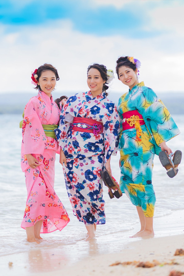 琉球衣装（女性用）